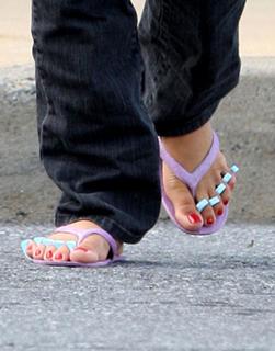 Kate Gosselin feet photo thumbnail
