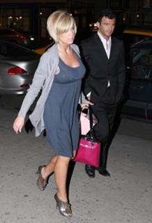 Kate Gosselin feet photo thumbnail