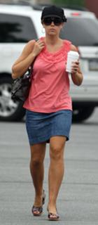 Kate Gosselin feet photo thumbnail