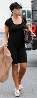 Kate Gosselin feet photo thumbnail
