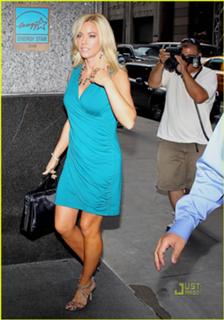 Kate Gosselin feet photo thumbnail