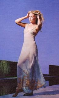Kate Hudson feet photo thumbnail