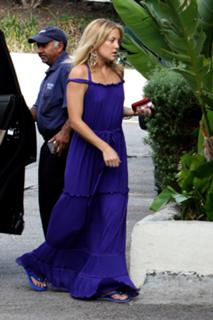 Kate Hudson feet photo thumbnail