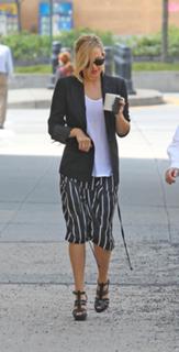 Kate Hudson feet photo thumbnail