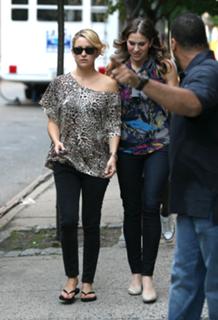 Kate Hudson feet photo thumbnail