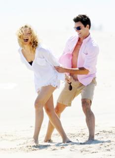 Kate Hudson feet photo thumbnail