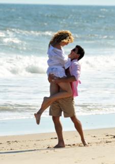 Kate Hudson feet photo thumbnail