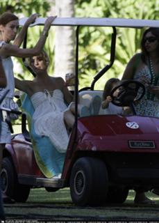 Kate Hudson feet photo thumbnail