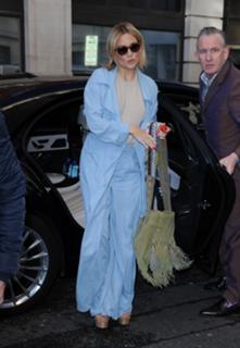 Kate Hudson feet photo thumbnail