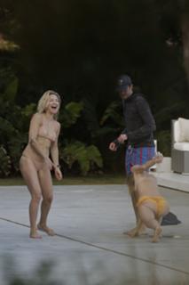 Kate Hudson feet photo thumbnail