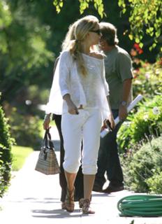 Kate Hudson feet photo thumbnail