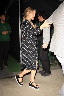 Kate Hudson feet photo thumbnail