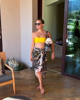 Kate Hudson feet photo thumbnail