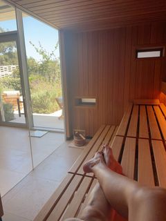 Kate Hudson feet photo 8