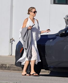 Kate Hudson feet photo 3