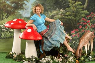 Kate Humble feet photo 16