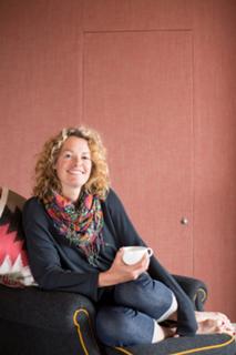 Kate Humble feet photo 8