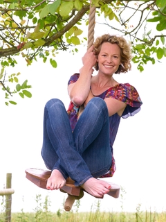 Kate Humble feet photo 12