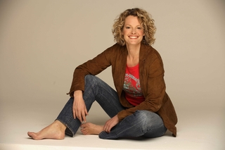 Kate Humble feet photo 3