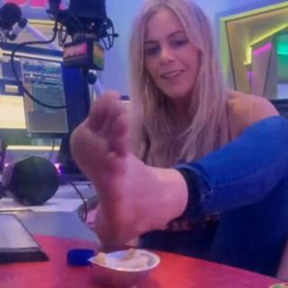 Kate Lawler feet photo 5