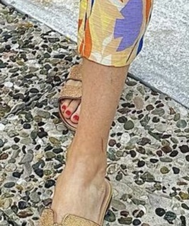 Kate Lawler feet photo 4