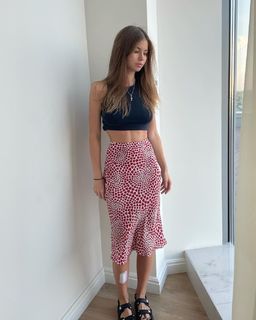 Kate Li feet photo 6