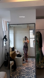 Kate Li feet photo 3