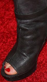 Kate Mansi feet photo 20