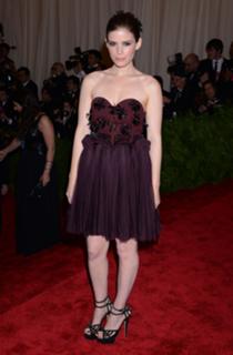 Kate Mara feet photo thumbnail