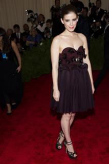 Kate Mara feet photo thumbnail
