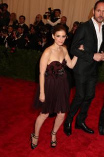 Kate Mara feet photo thumbnail