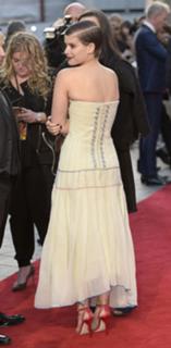 Kate Mara feet photo thumbnail