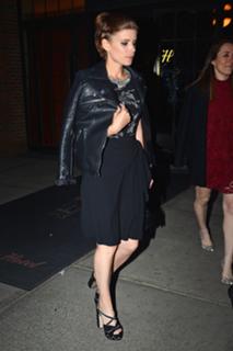 Kate Mara feet photo thumbnail