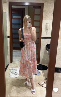 Kate Marie Baker feet photo thumbnail