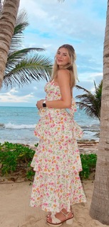 Kate Marie Baker feet photo thumbnail