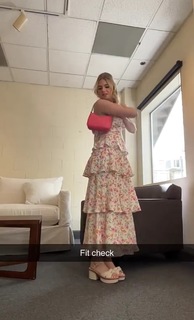 Kate Marie Baker feet photo thumbnail