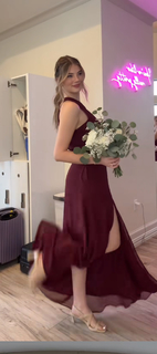 Kate Marie Baker feet photo thumbnail