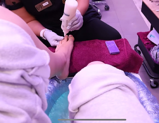 Kate Marie Baker feet photo thumbnail