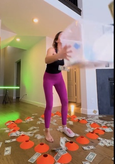 Kate Marie Baker feet photo thumbnail