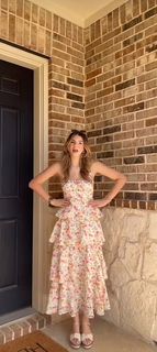 Kate Marie Baker feet photo thumbnail