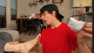 Kate Marie Baker feet photo thumbnail