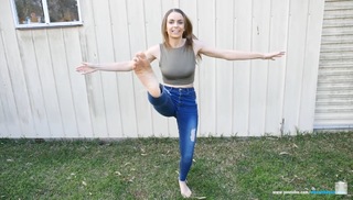 Kate Martineau feet photo 20