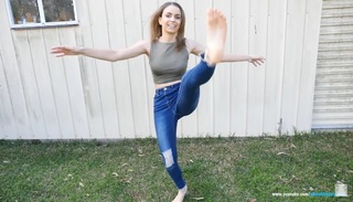 Kate Martineau feet photo 19