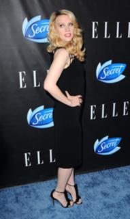 Kate McKinnon feet photo thumbnail