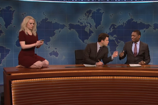 Kate McKinnon feet photo thumbnail