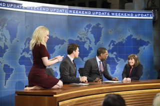 Kate McKinnon feet photo thumbnail