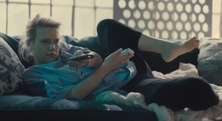 Kate McKinnon feet photo thumbnail
