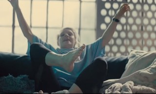 Kate McKinnon feet photo thumbnail