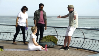 Kate McKinnon feet photo thumbnail