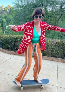 Kate Micucci feet photo thumbnail